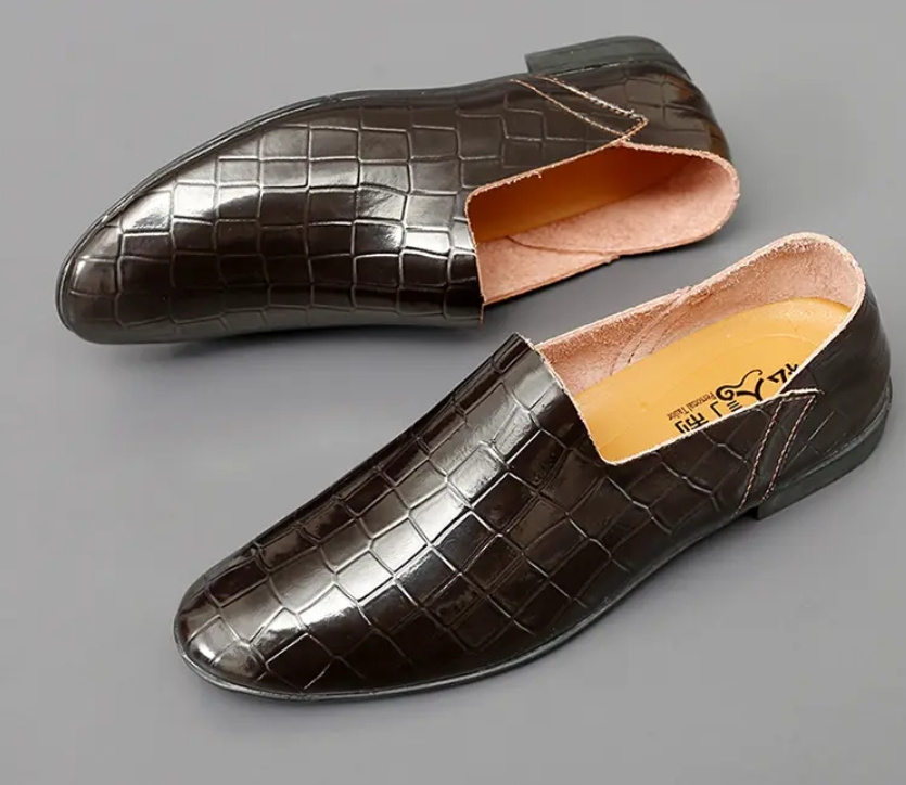 Bright men's beanie shoes Soft leather loafers slip-on casual shoes Fashion comfortable men's shoes - Image 39