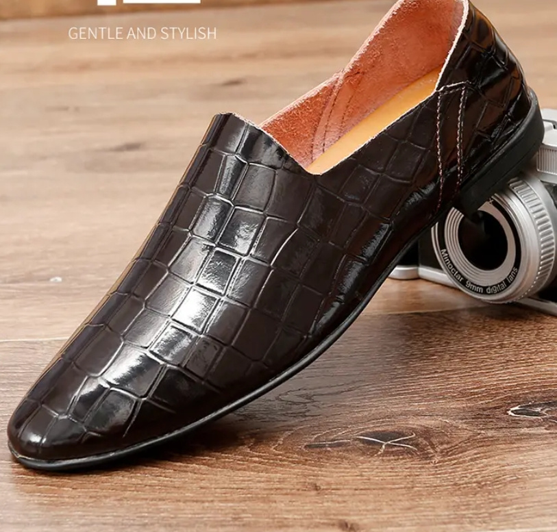 Bright men's beanie shoes Soft leather loafers slip-on casual shoes Fashion comfortable men's shoes - Image 66