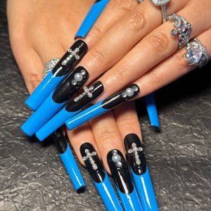 2026 Gothic charm exquisitely crafted wearable nails, Valentine's Day long square press-on false nail set, handcrafted false nail pieces