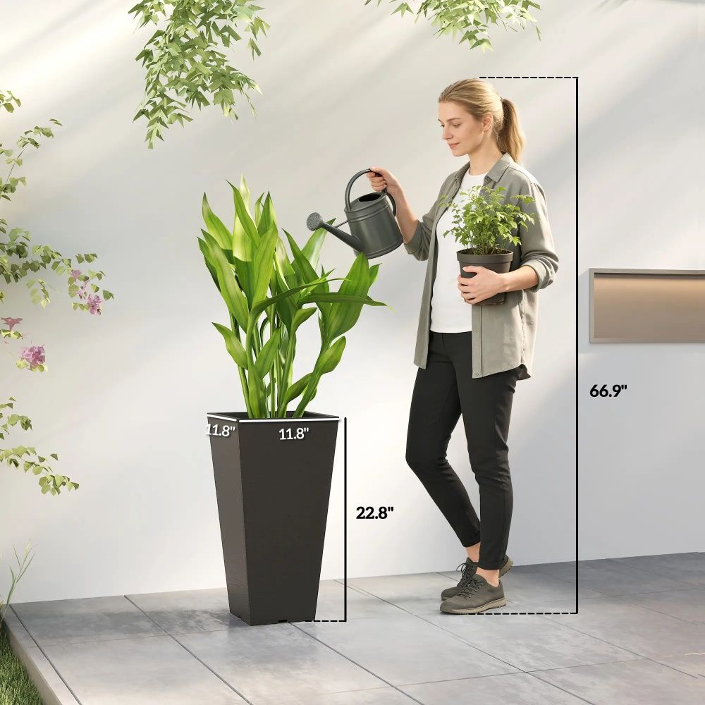 Set of 2 Plastic Flower Pots - Image 3