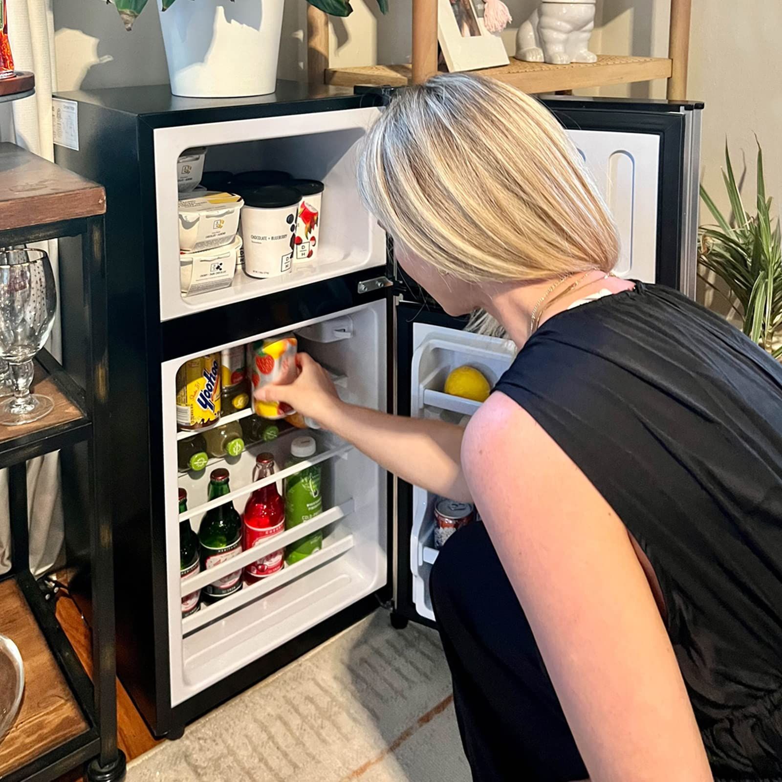 3.5Cu.Ft Compact Refrigerator Mini Fridge with Freezer, Small Refrigerator with 2 Door, 7 Level Thermostat Removable Shelves for Kitchen, Dorm, Apartment, Bar - Image 4